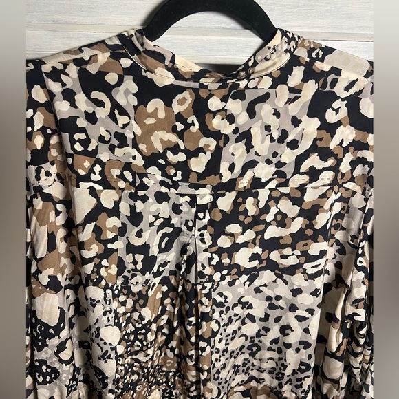 Les Copains Animal Print Drawstring Cargo Pocket Silk Button Down Shirt Dress - Picture 9 of 11